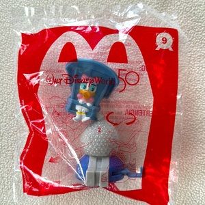 McDonald’s Daisy at Epcot Soarin Around the World